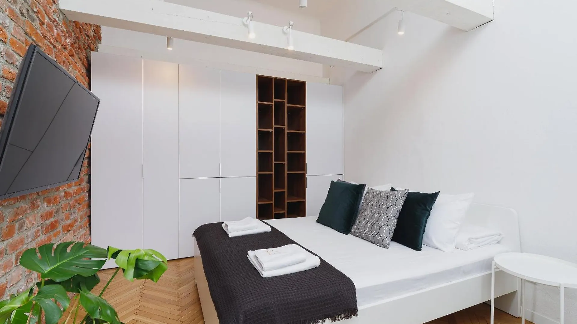 Kazimierz District - Miodowa 32 Street Apartment Krakow